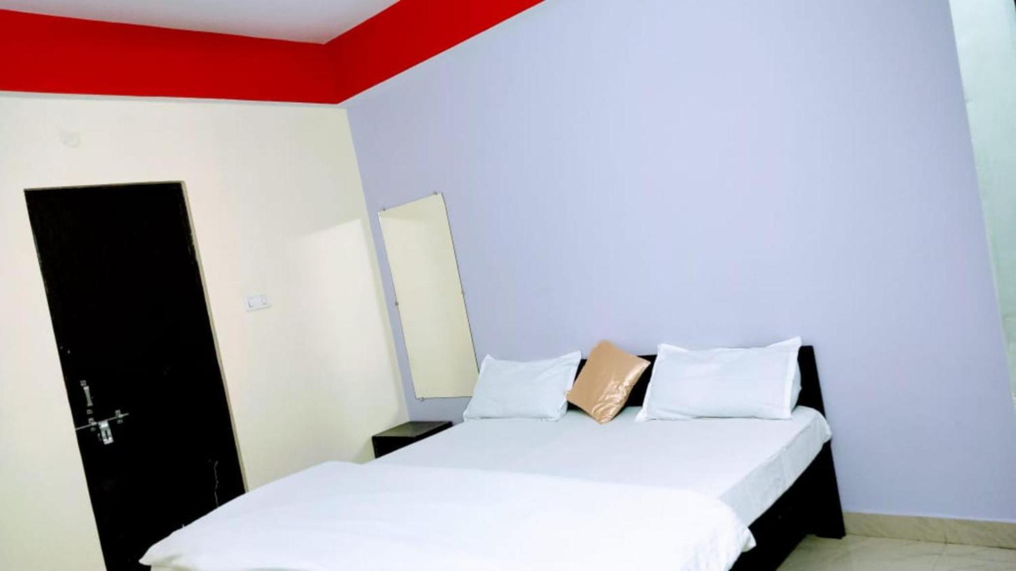 Goroomgo The Shivay Guest House Inn 瓦拉纳西 外观 照片